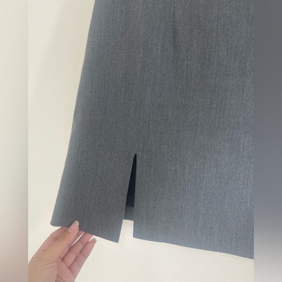 Djerf Avenue Must Have Gray Mini Skirt Women’s Size Medium - Picture 4 of 11